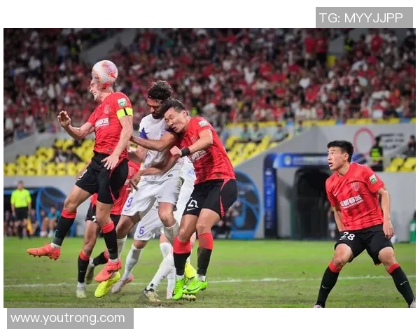 足球明星如何通过个人魅力与社会责任提升全球影响力与品牌价值